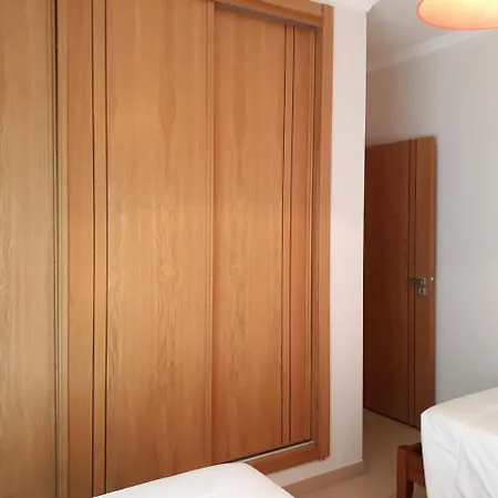 Apartment T2 Tahiti - Terraco, Familiar, Garagem, Wifi *