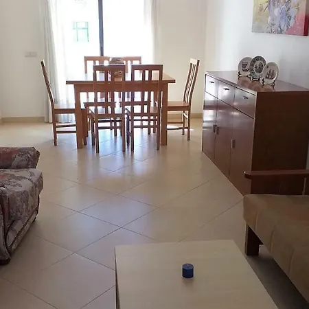 T2 Tahiti - Terraco, Familiar, Garagem, Wifi
