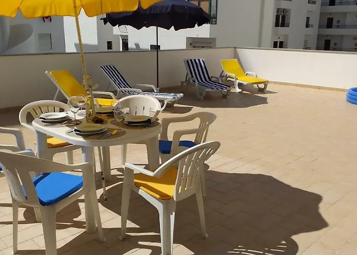 Apartament T2 Tahiti - Terraco, Familiar, Garagem, Wifi